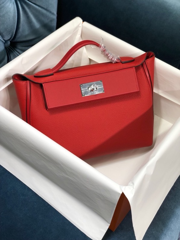 Hermes Kelly 2424 29cm Handbag in Red Clemence Leather 